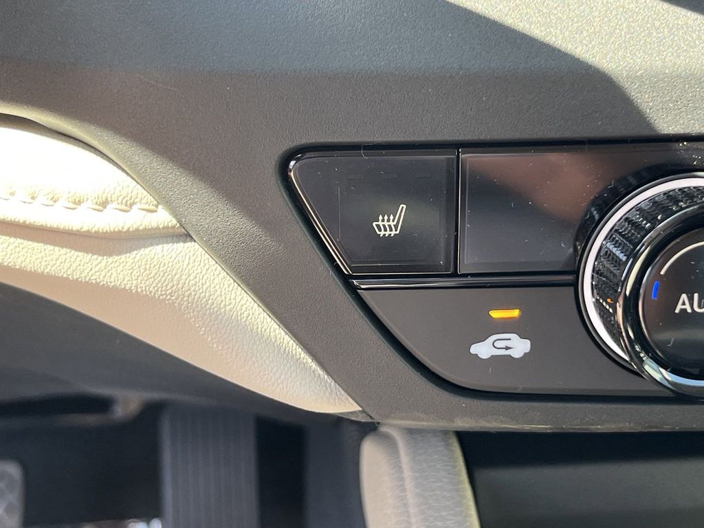 new 2025 Honda Accord car, priced at $30,922