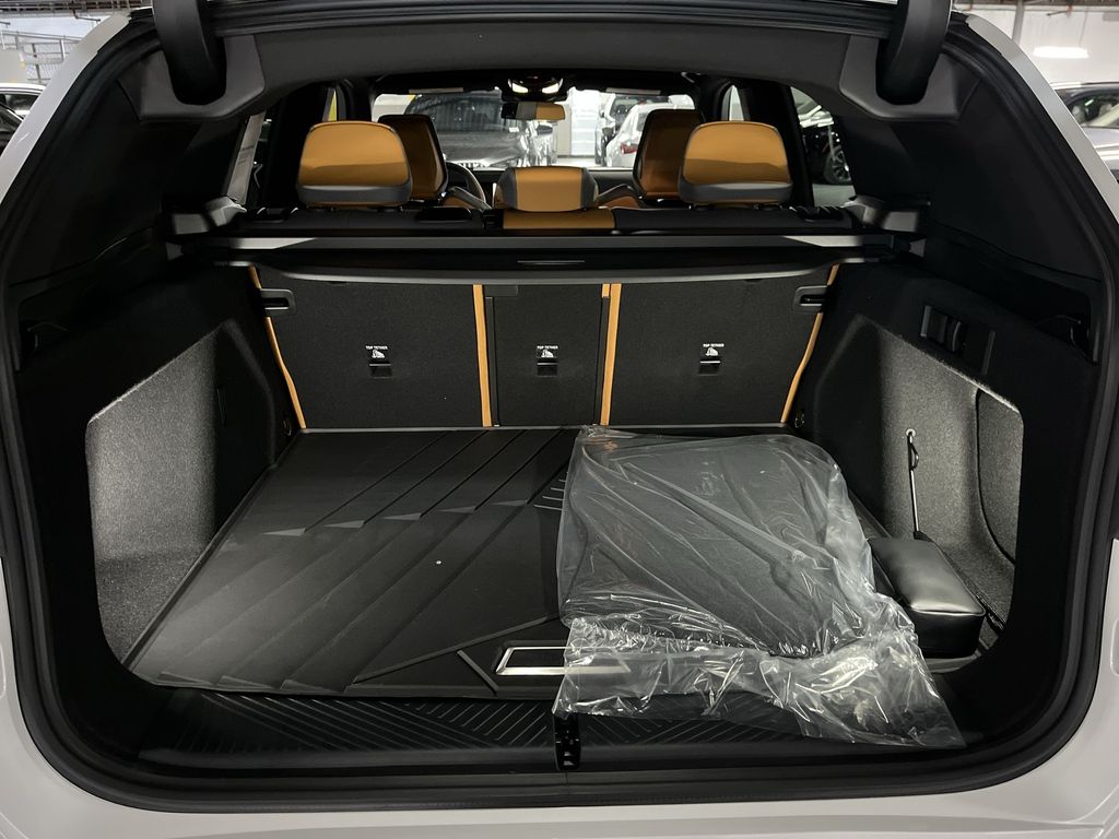 Thumbnail: 2026 BMW X3 - 23