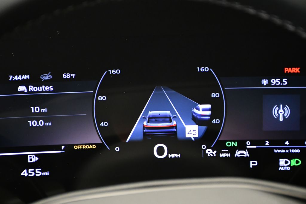 Thumbnail: 2025 Audi Q5 - 24