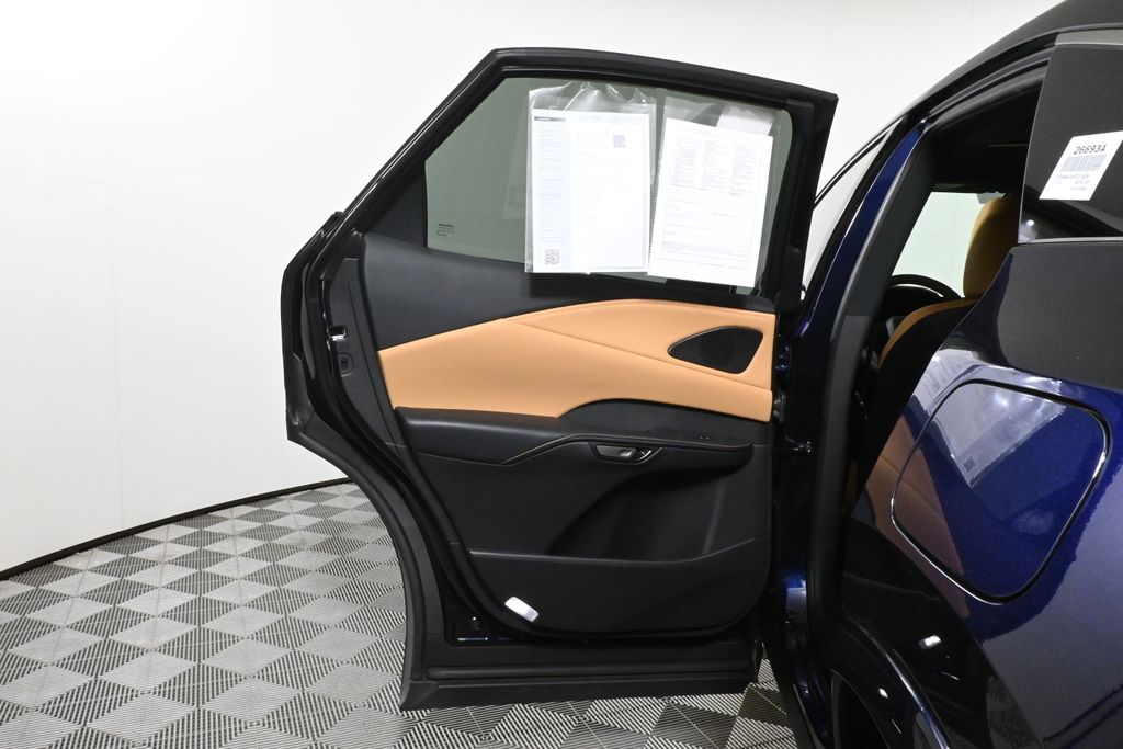 Thumbnail: 2023 Lexus RX - 32