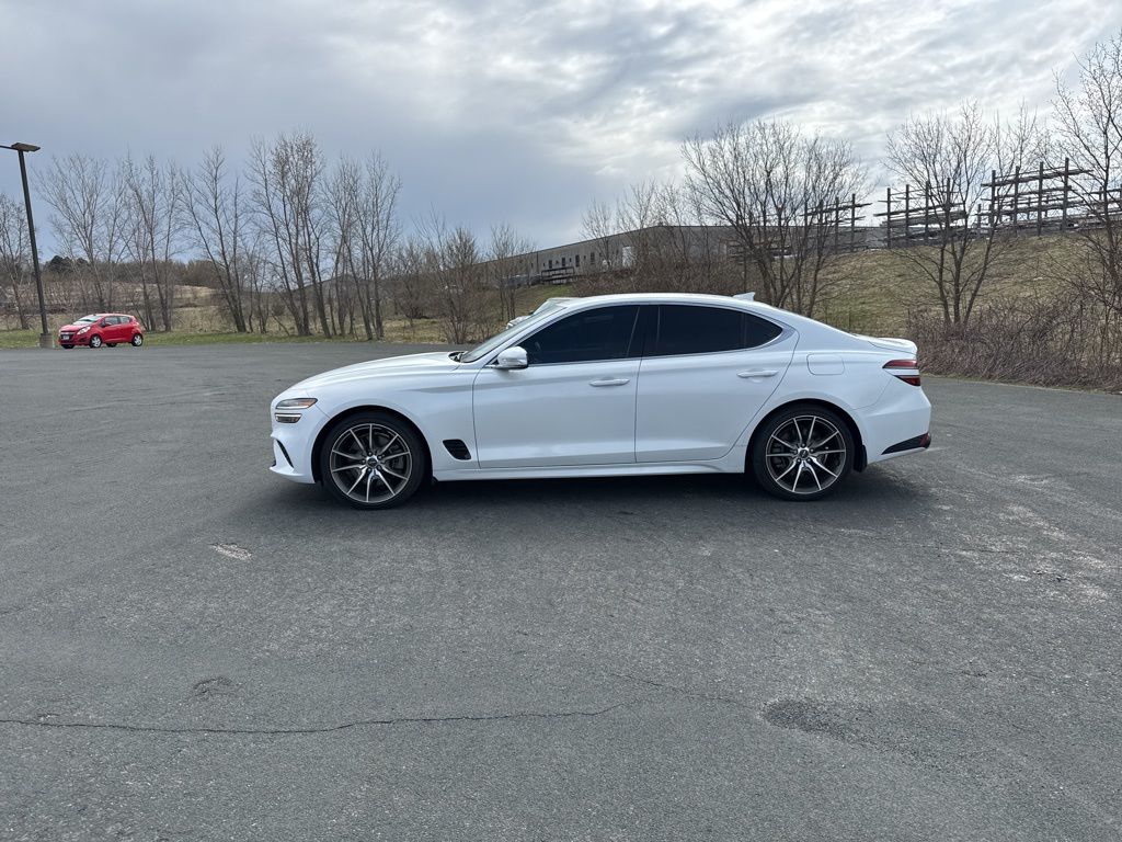 2022 Genesis G70