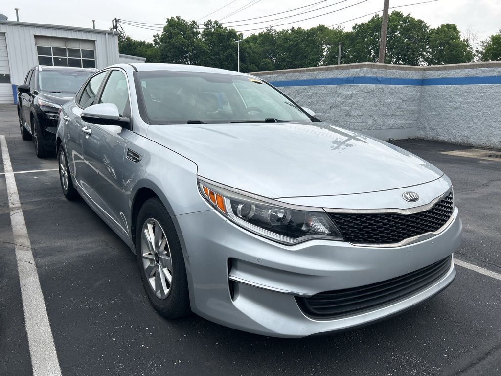 2018 Kia Optima LX 4