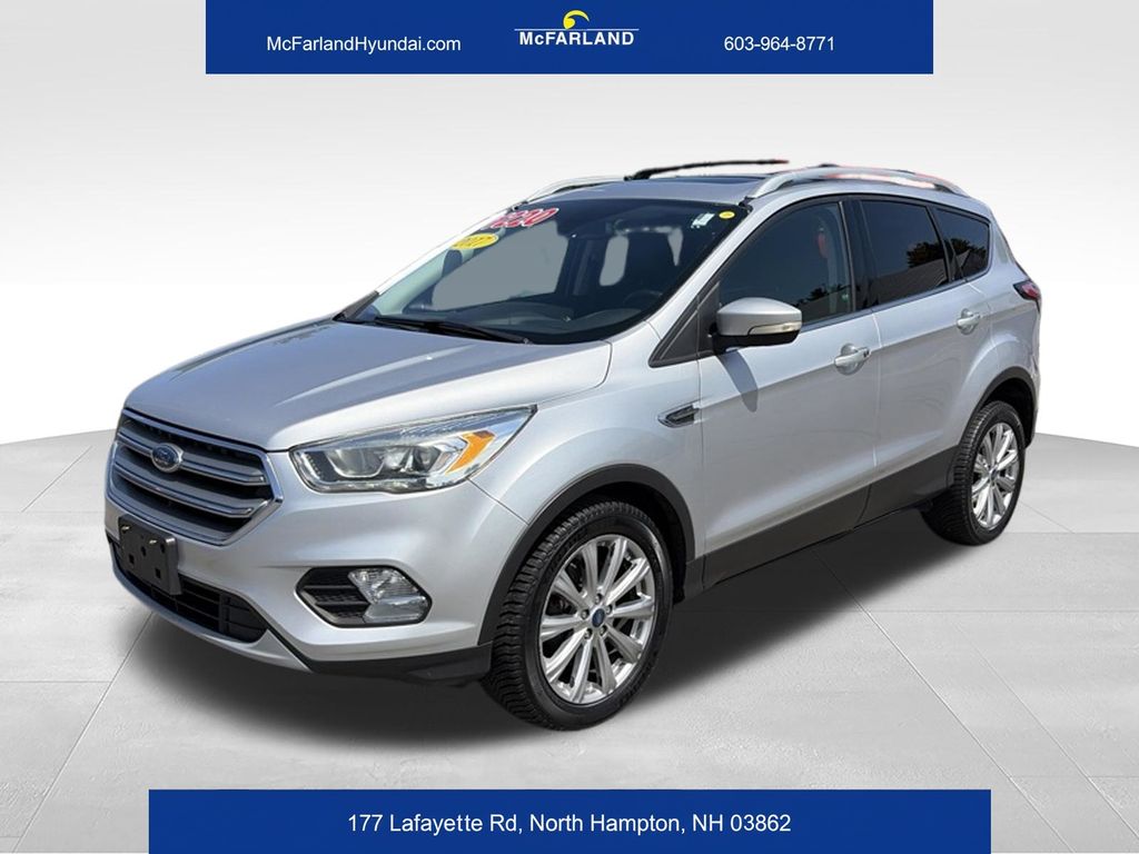  2017 Ford Escape Titanium AWD   