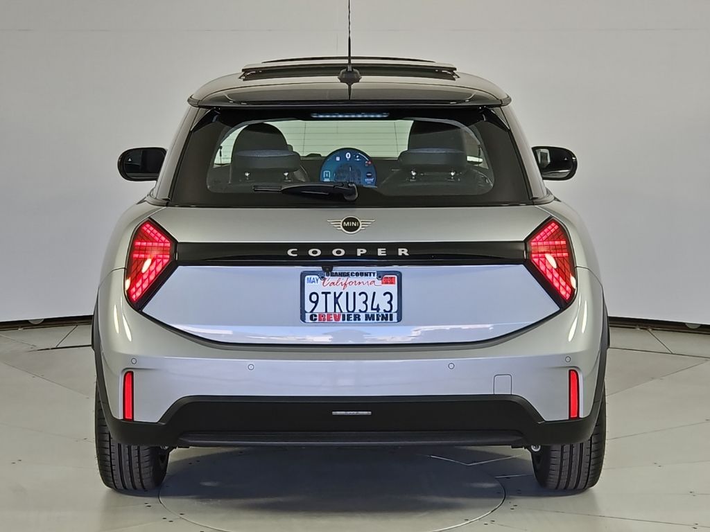 Thumbnail: 2025 MINI Cooper - 8