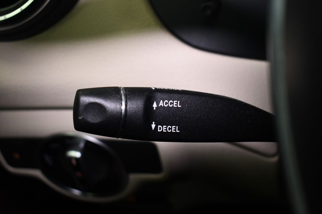 Thumbnail: 2014 Mercedes-Benz CLA - 23