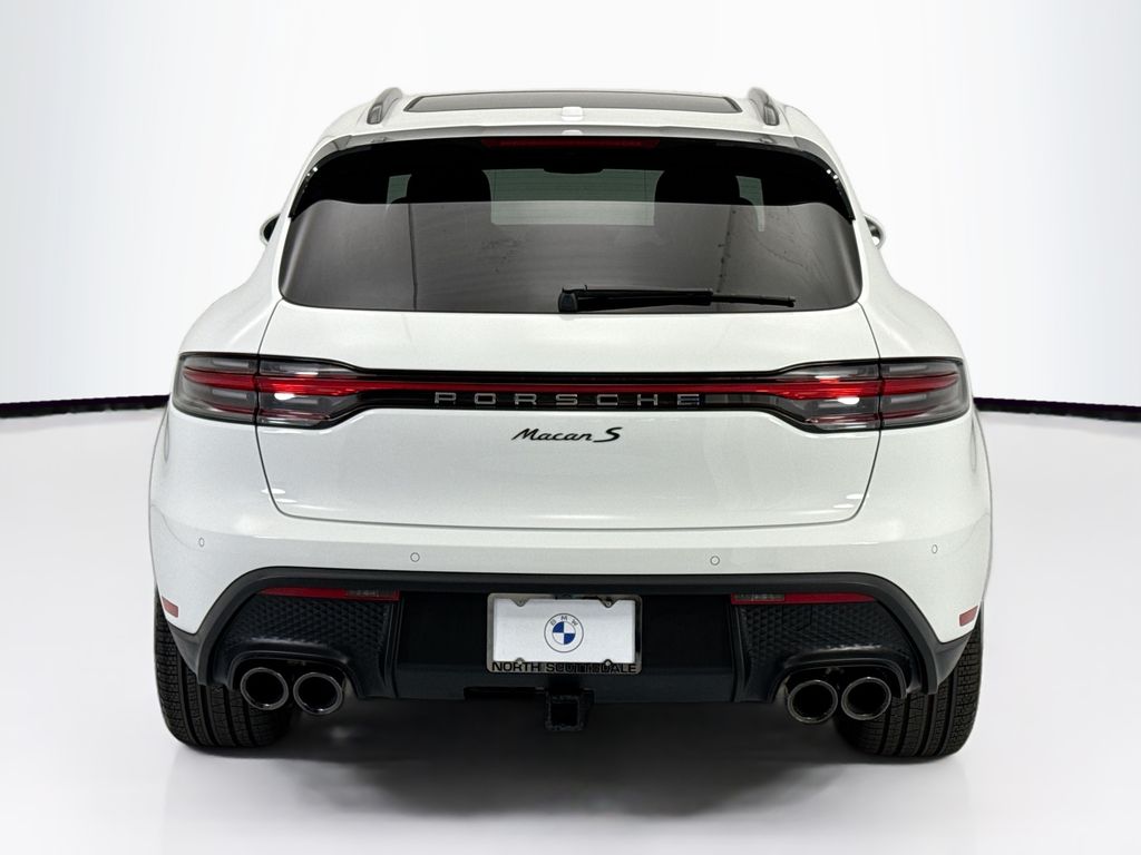 Thumbnail: 2026 Porsche Macan - 6