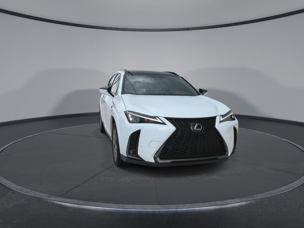 Thumbnail: 2024 Lexus UX - 3