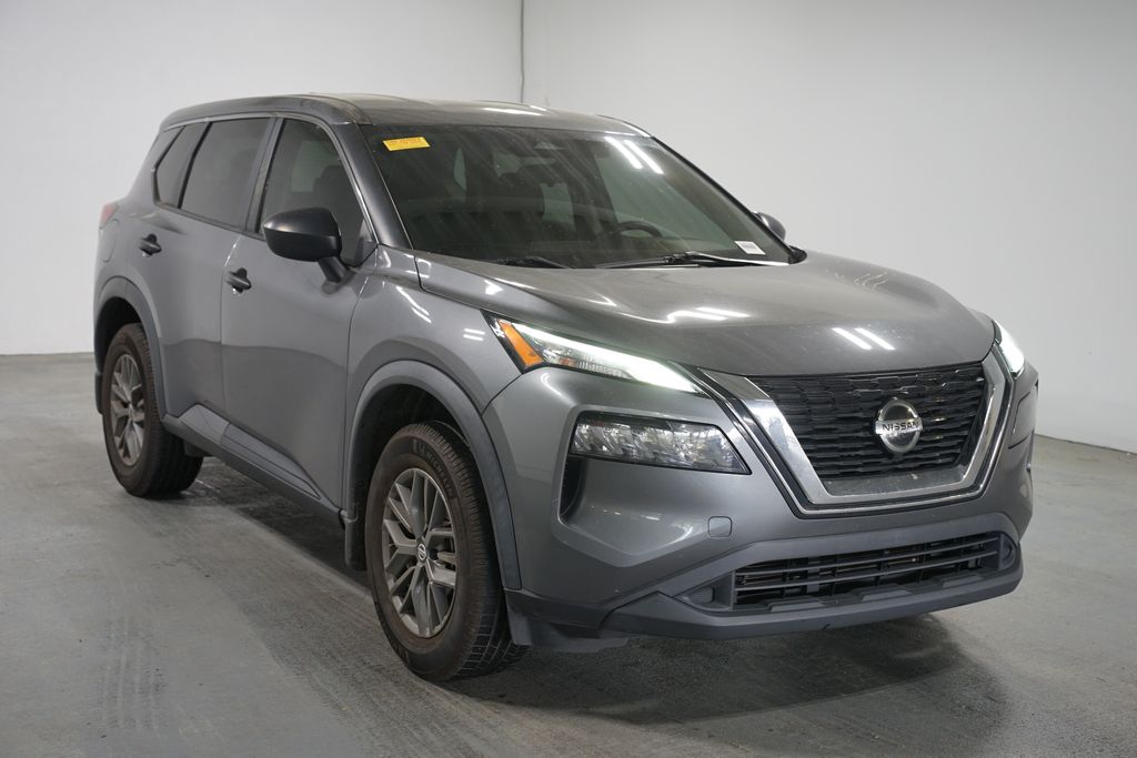 Thumbnail: 2021 Nissan Rogue - 3