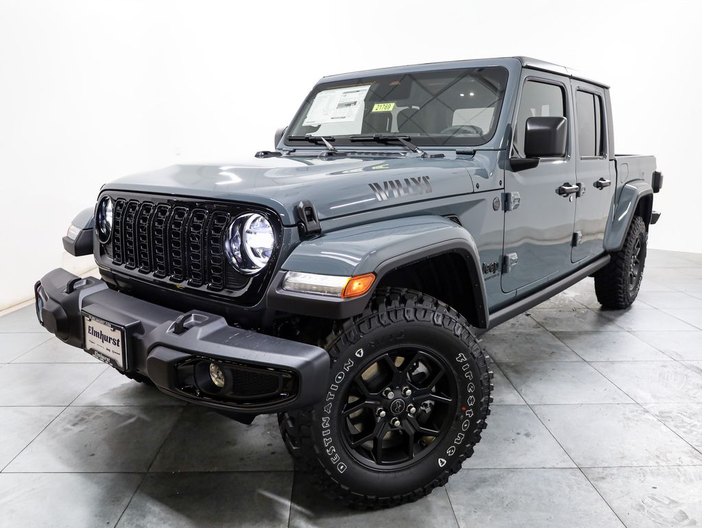 View vehicle photo 4