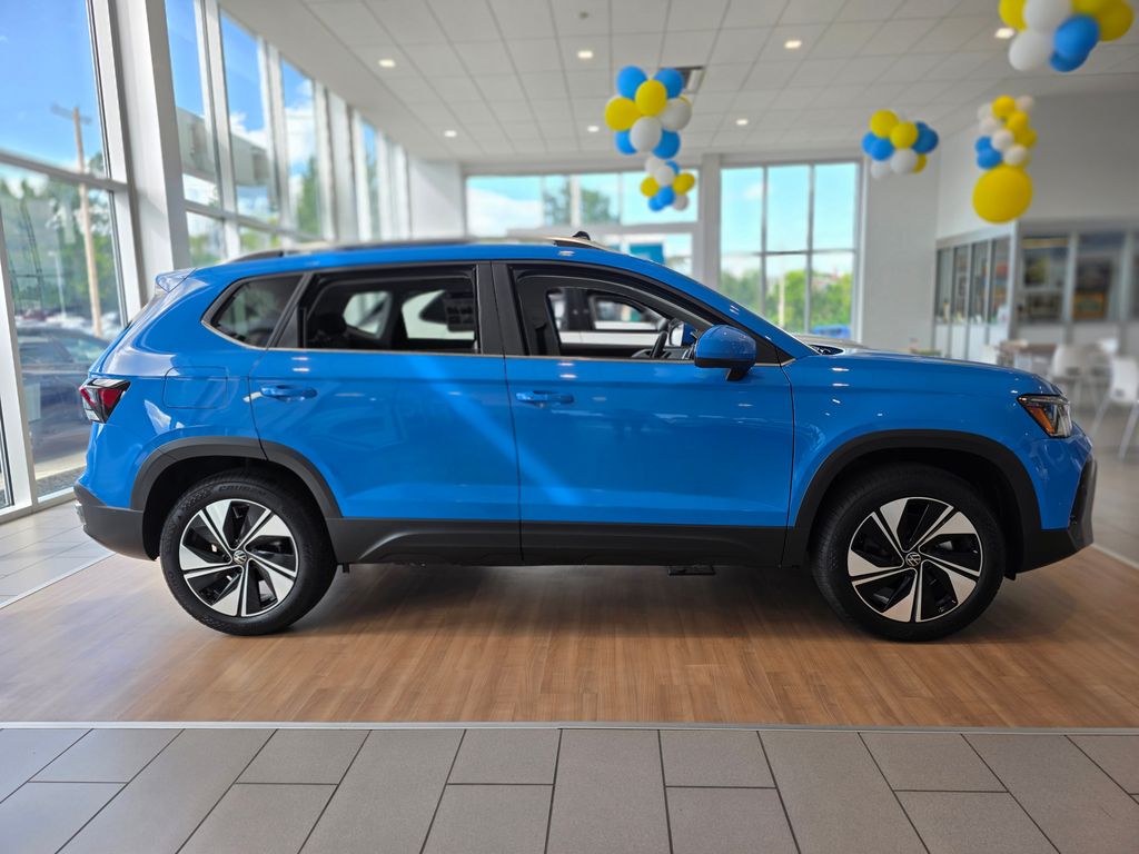 2026 Volkswagen Taos 1.5T SE - 3