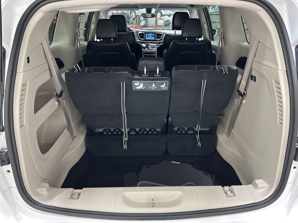 used 2018 Chrysler Pacifica car, priced at $17,139