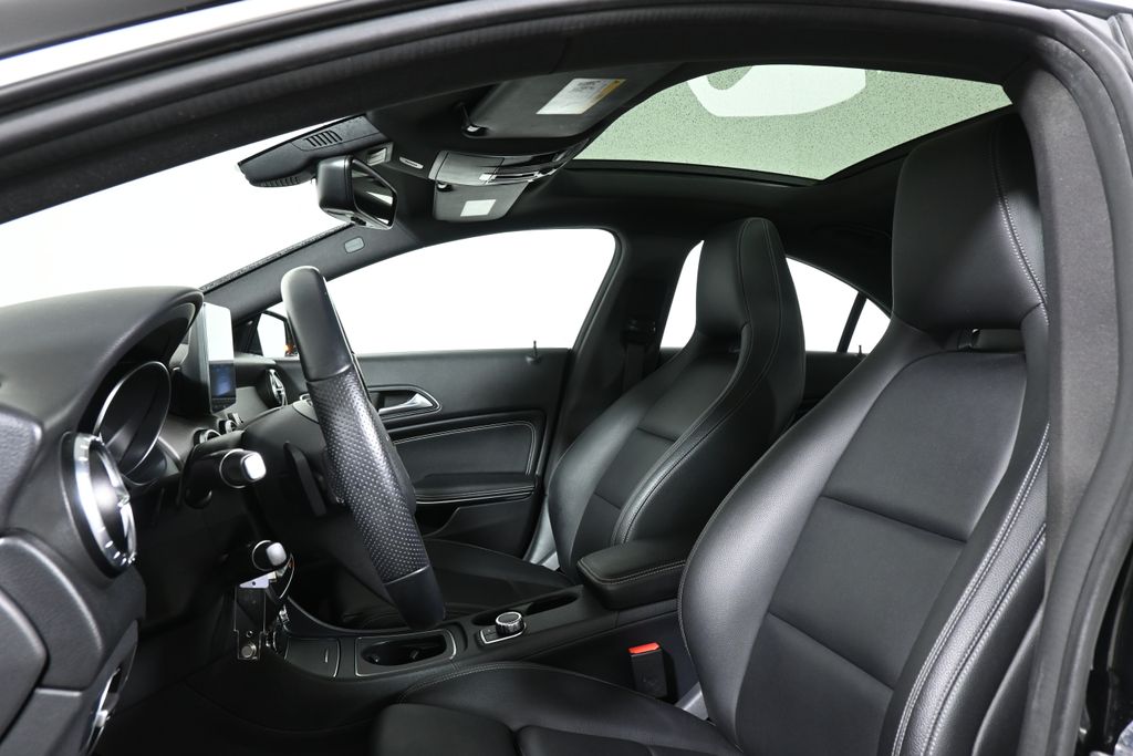 2019 Mercedes-Benz CLA 250 14