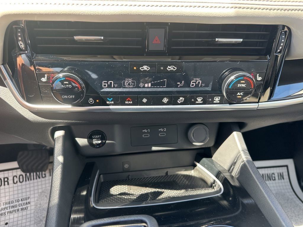 2025 Everest White Pearl Nissan Rogue SL FWD SUV
