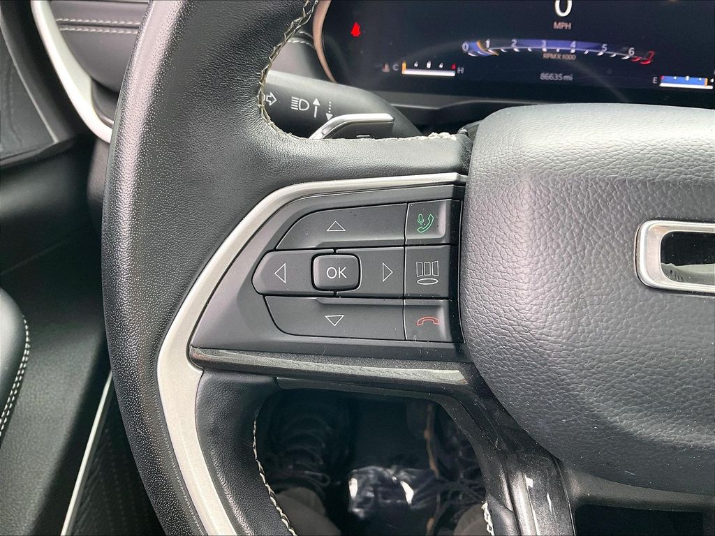 2022 Jeep Grand Cherokee — photo 21