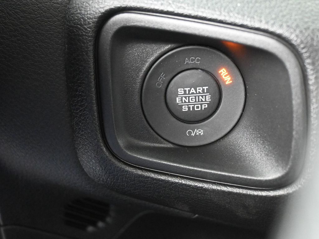 New 2026 Anvil Clearcoat Jeep Sport image 21