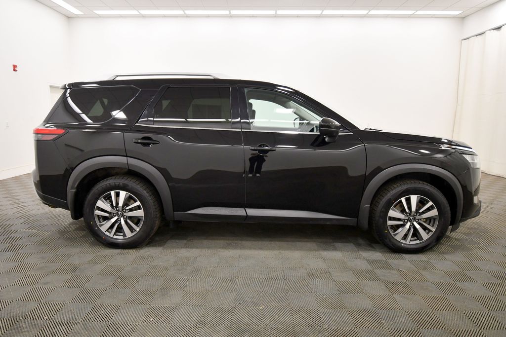 Used 2024 Nissan Pathfinder SUV