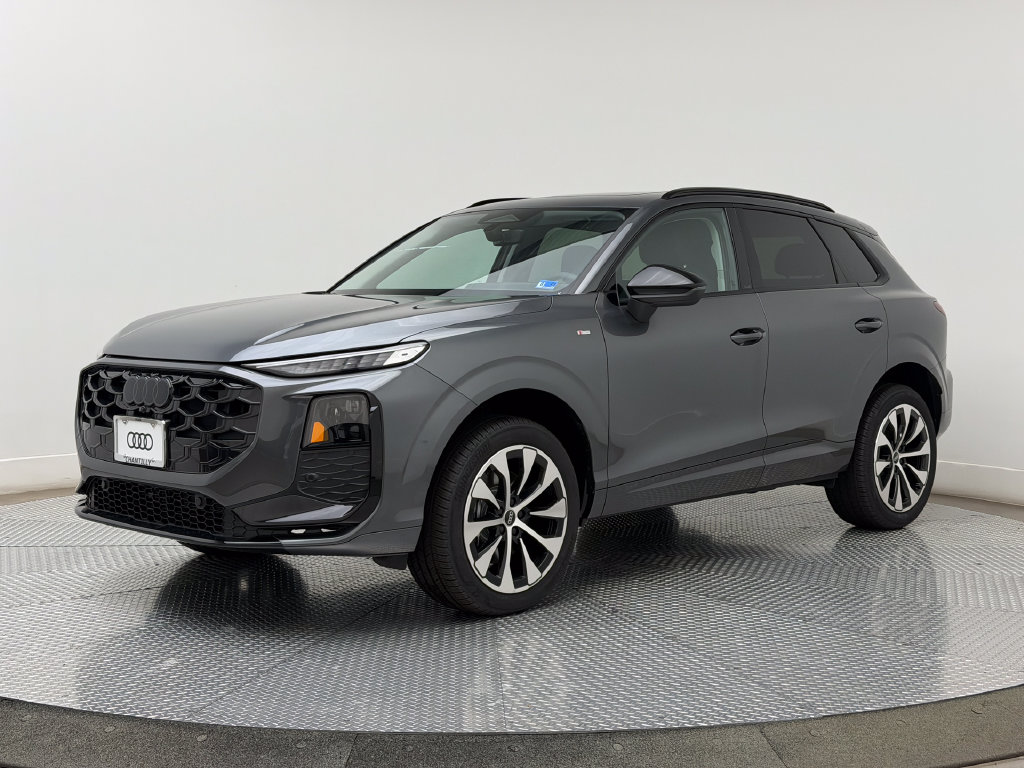 Thumbnail: 2026 Audi Q3 - 4