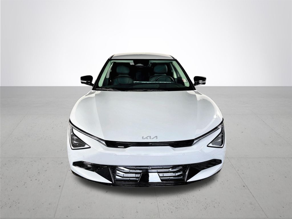 2026 Kia EV6 Wind
