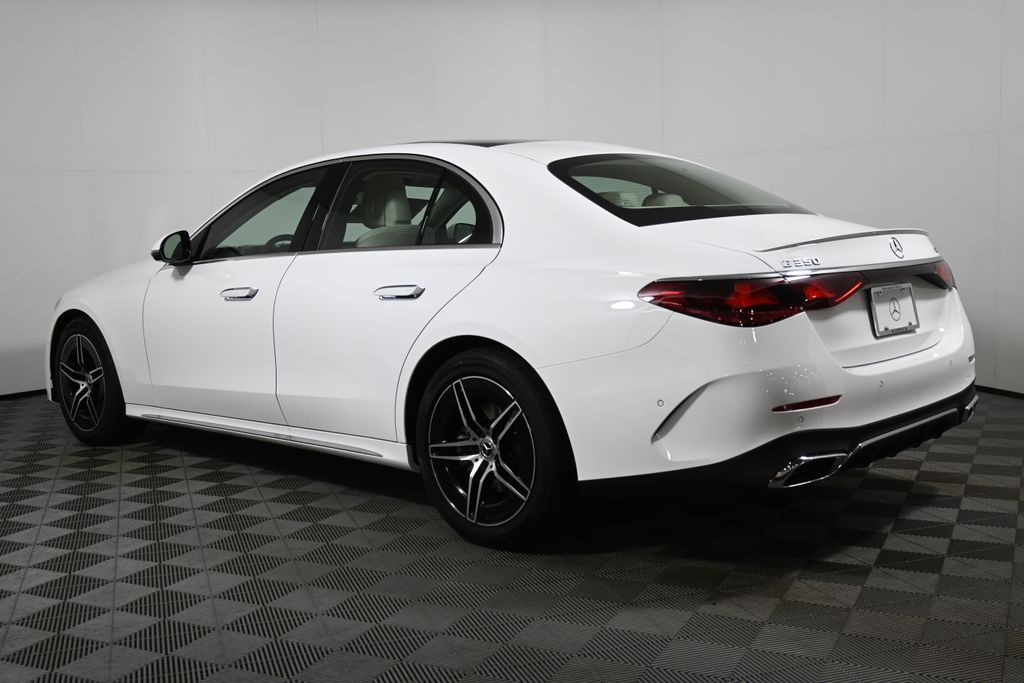 Thumbnail: 2026 Mercedes-Benz E-Class - 5