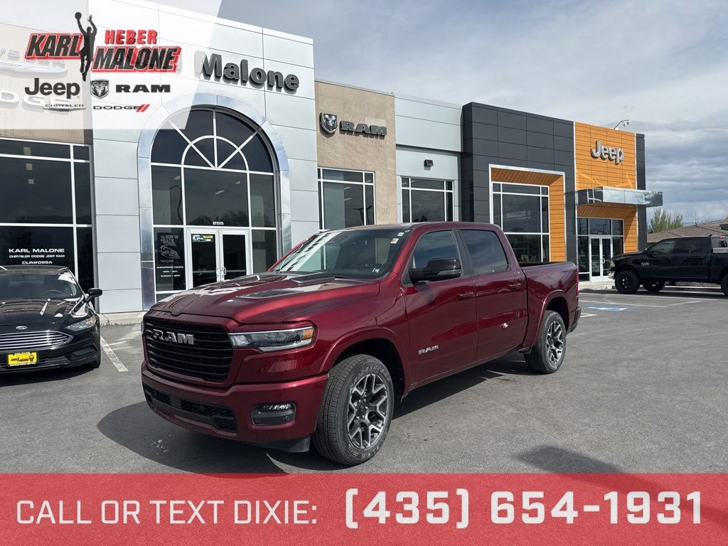 Delmonico Red Pearlcoat 2025 RAM 1500 Pickup Truck Four-Wheel Drive 8-Speed Automatic