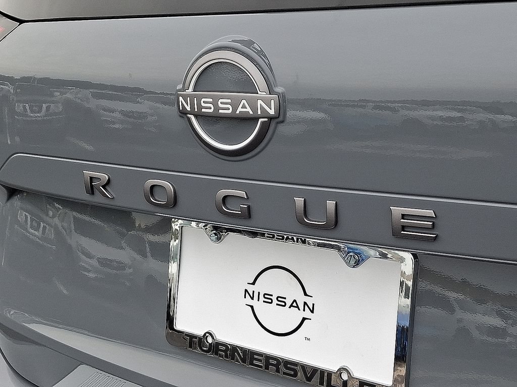 Thumbnail: 2026 Nissan Rogue - 5