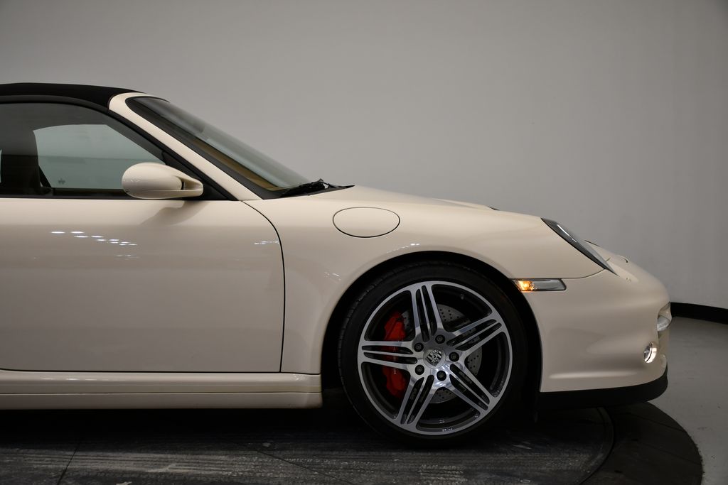 Thumbnail: 2009 Porsche 911 - 19