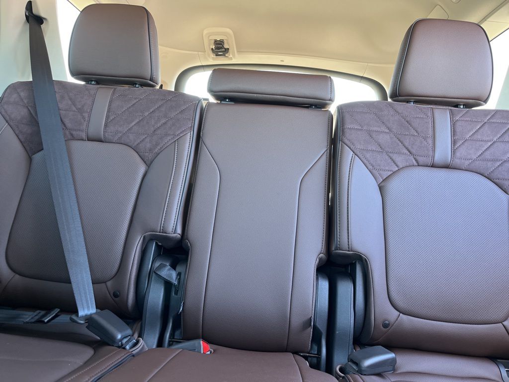 Thumbnail: 2026 Honda Pilot - 15