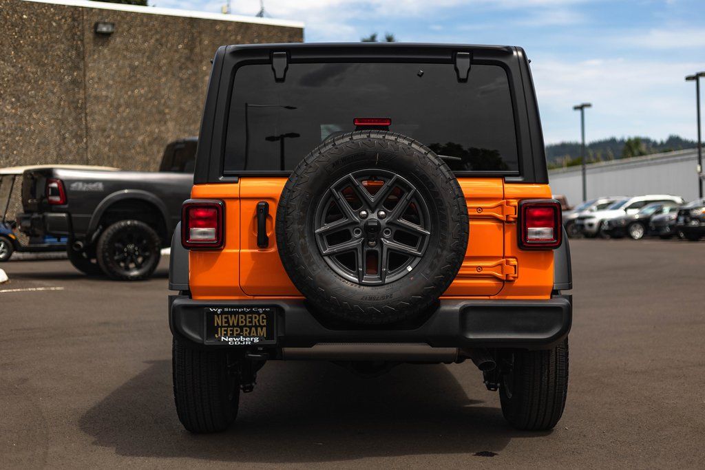 2025 Jeep Wrangler Sport S thumbnail 9