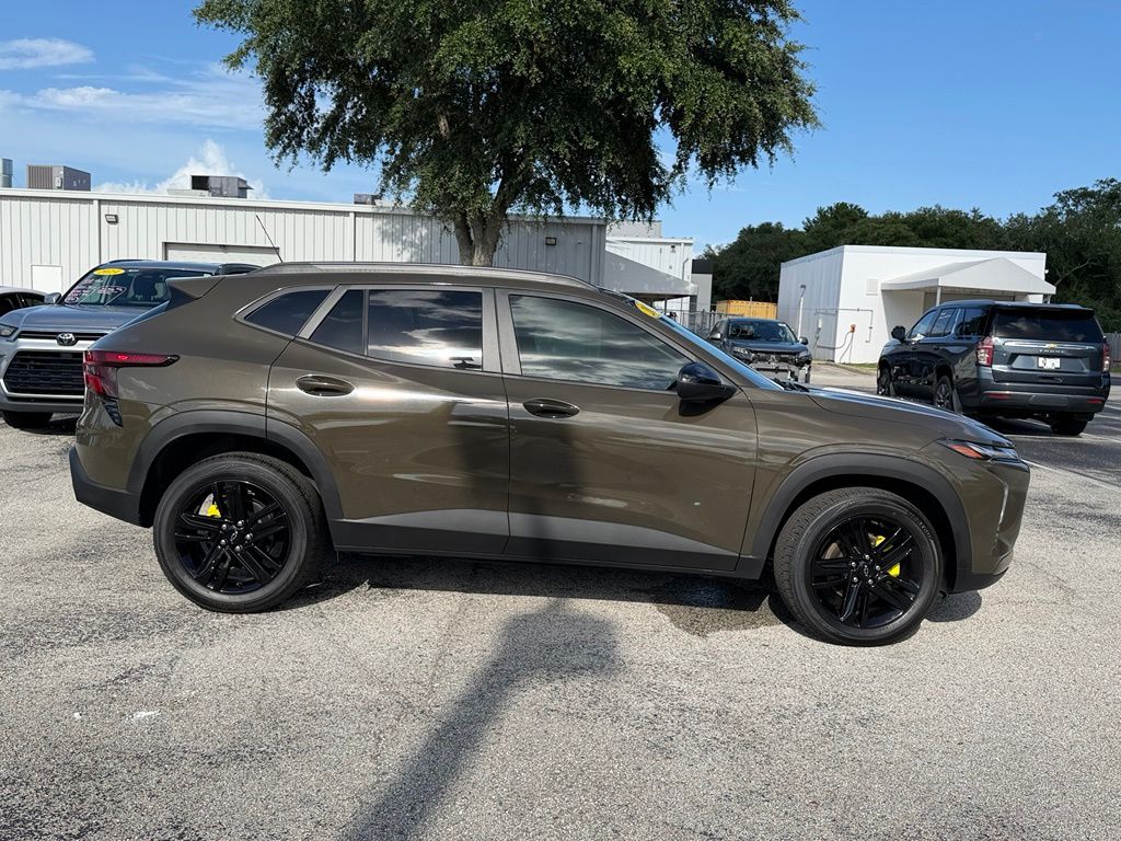 Used 2024 Chevrolet Trax SUV