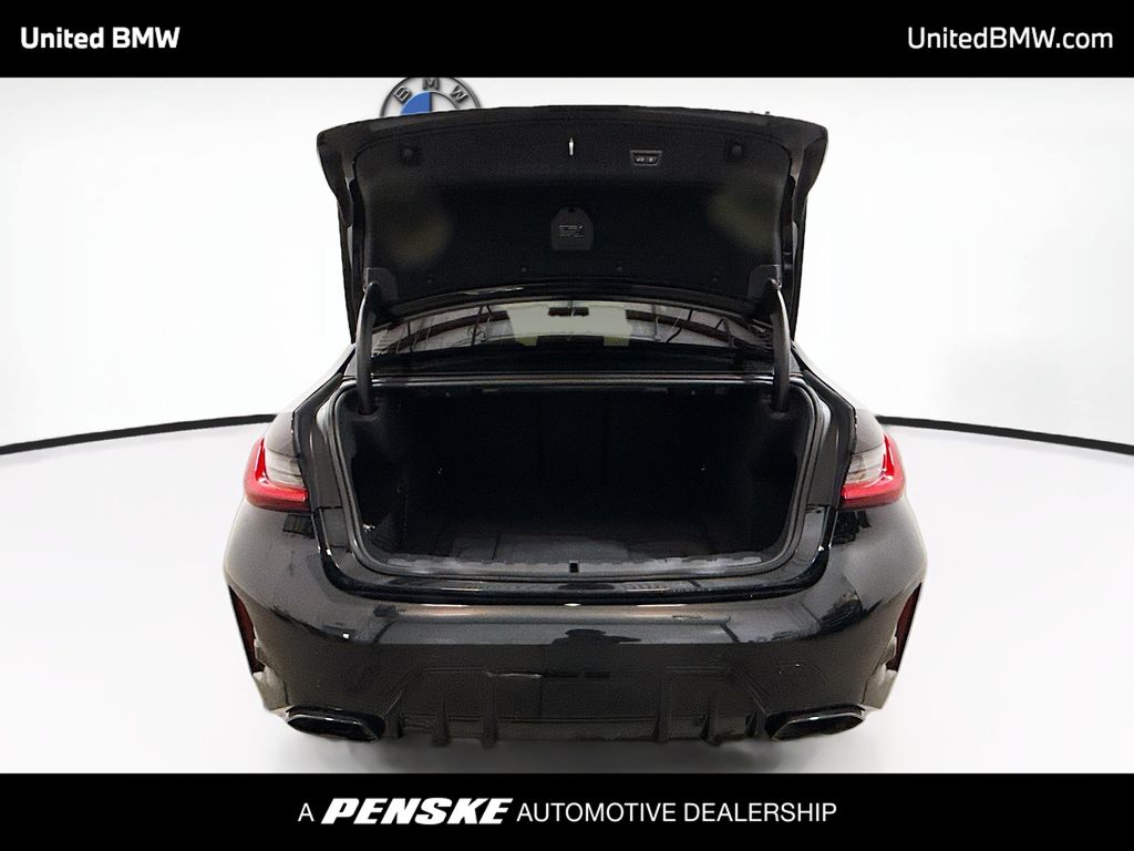 Thumbnail: 2026 BMW 3 Series - 14