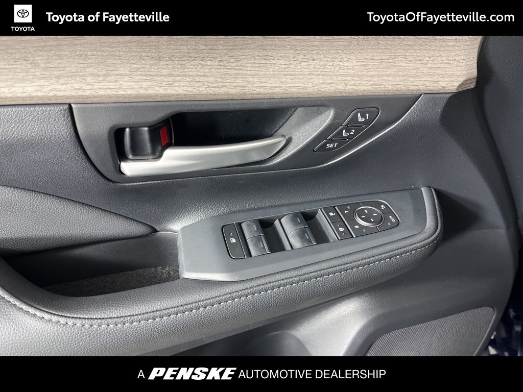 Thumbnail: 2026 Toyota Grand Highlander - 27