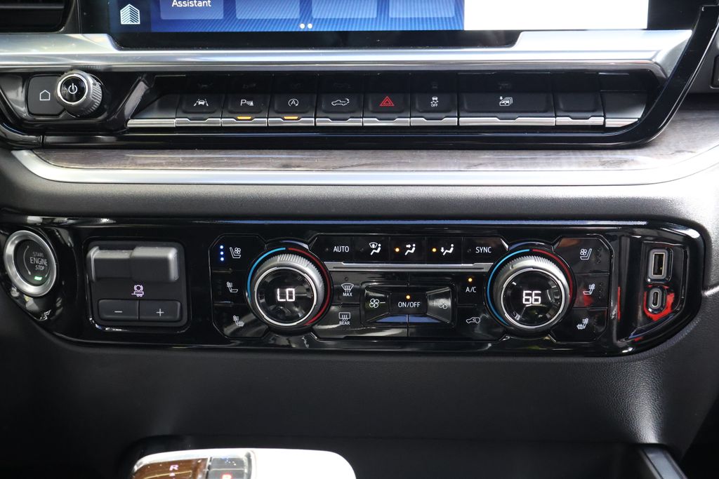 Thumbnail: 2022 Chevrolet Silverado 1500 - 21