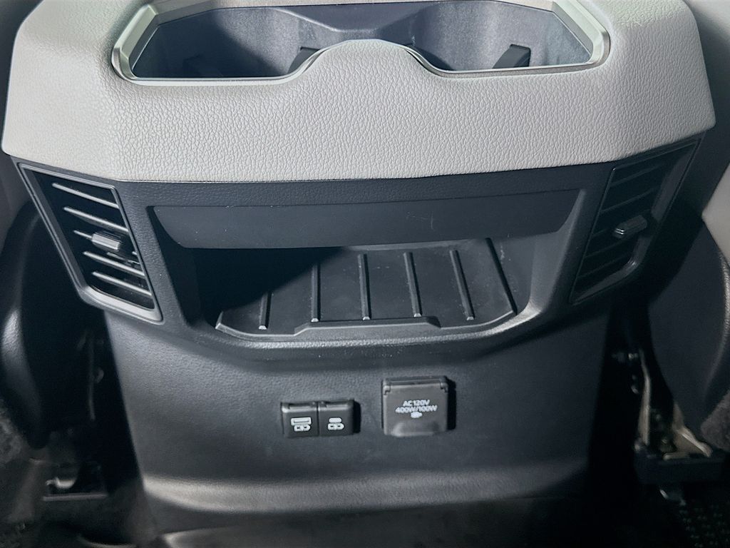 Thumbnail: 2024 Toyota Tundra - 25