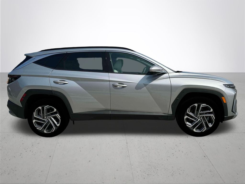 2025 Hyundai Tucson Hybrid Limited