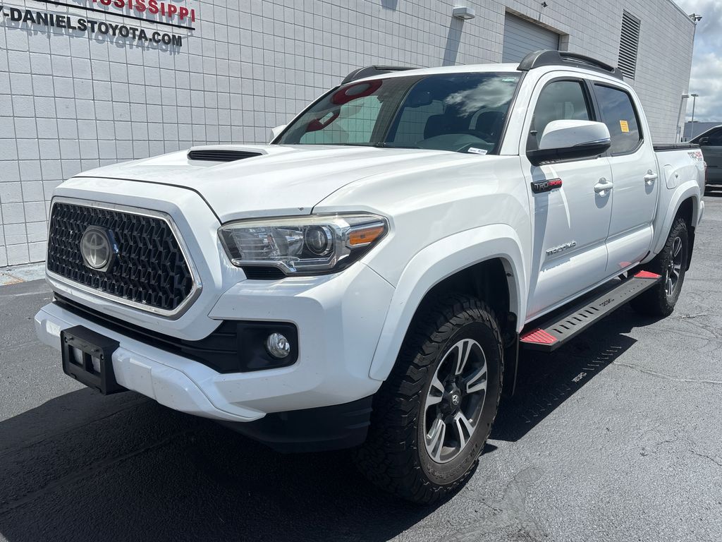 2018 Toyota Tacoma TRD Sport Double Cab 4x4 V6 Auto SB's photo