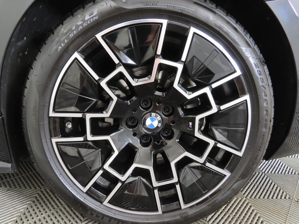 Thumbnail: 2025 BMW 4 Series - 31