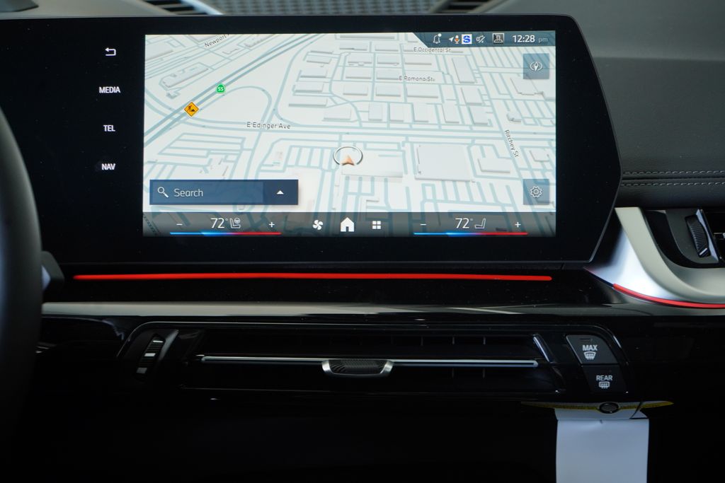 Thumbnail: 2026 BMW X1 - 15