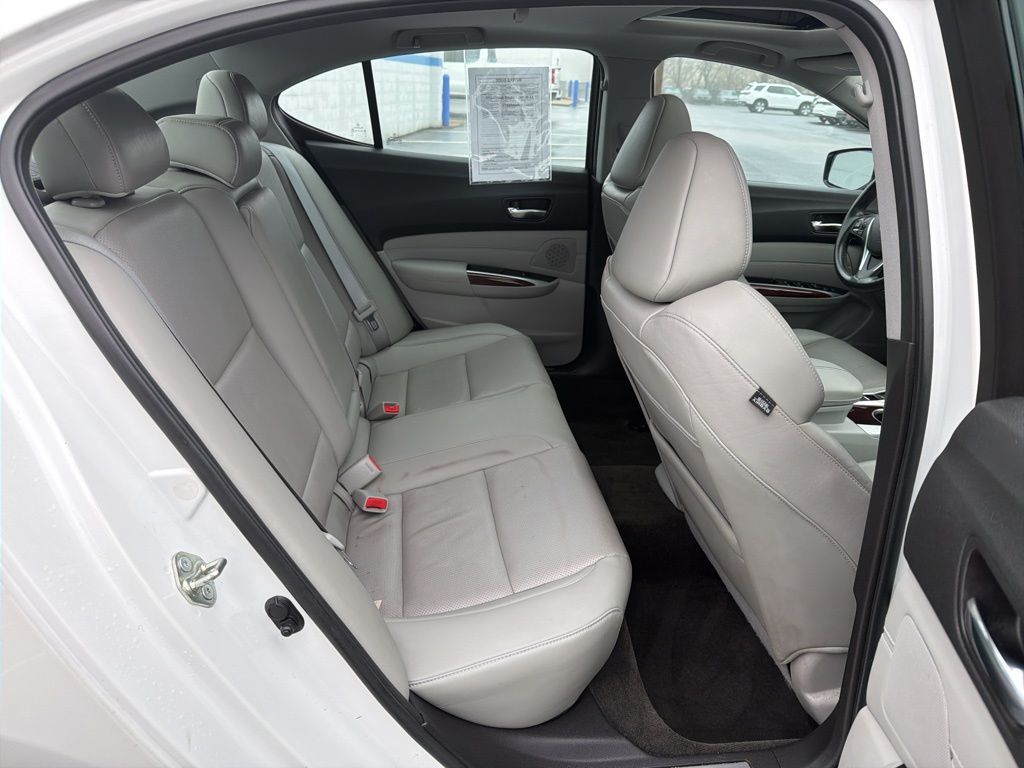 Thumbnail: 2017 Acura TLX - 22