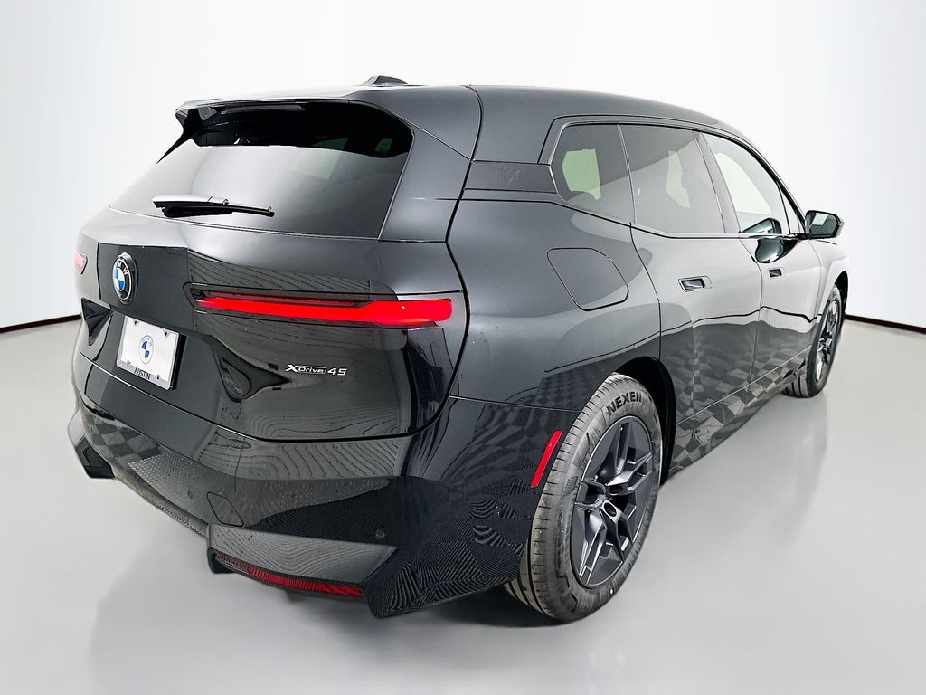 Thumbnail: 2026 BMW iX - 5