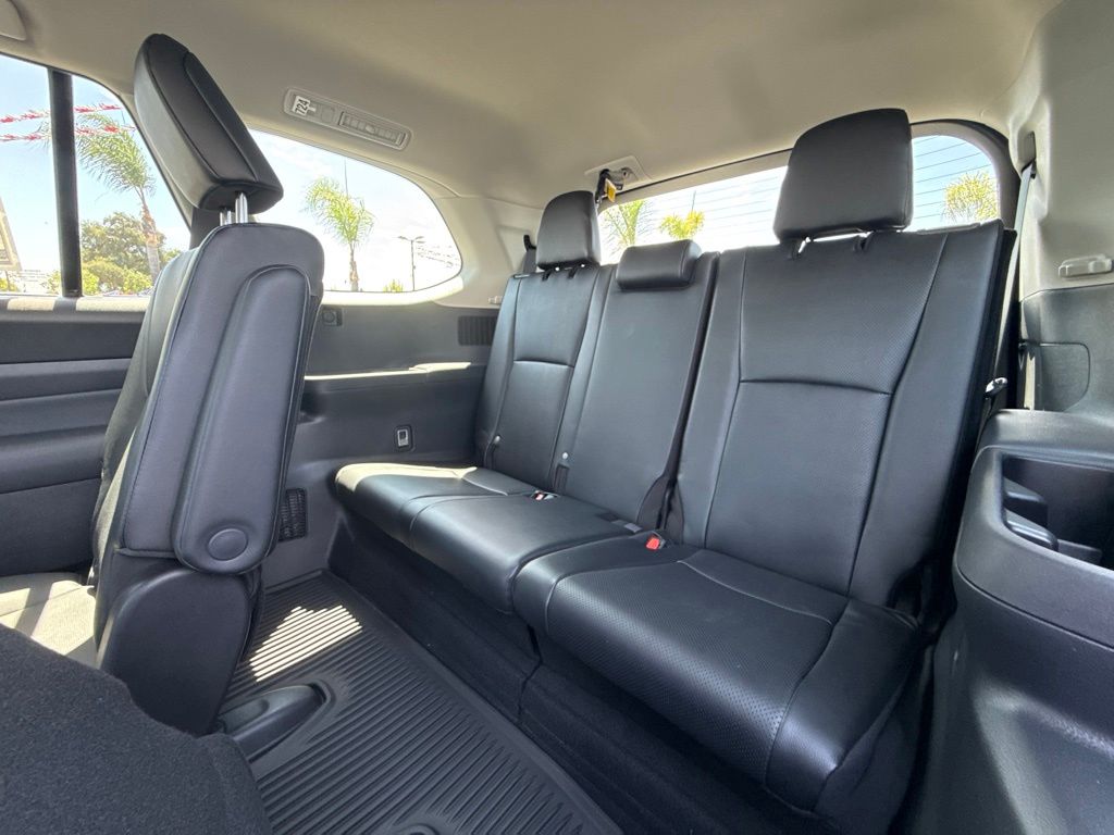 New 2026 Toyota Grand Highlander Hybrid SUV