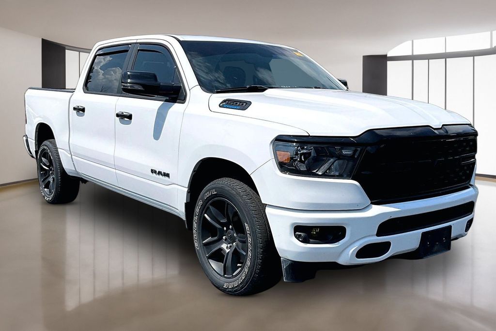 Bright White Clearcoat 2024 RAM 1500 Pickup Truck Four-Wheel Drive 8-Speed Automatic