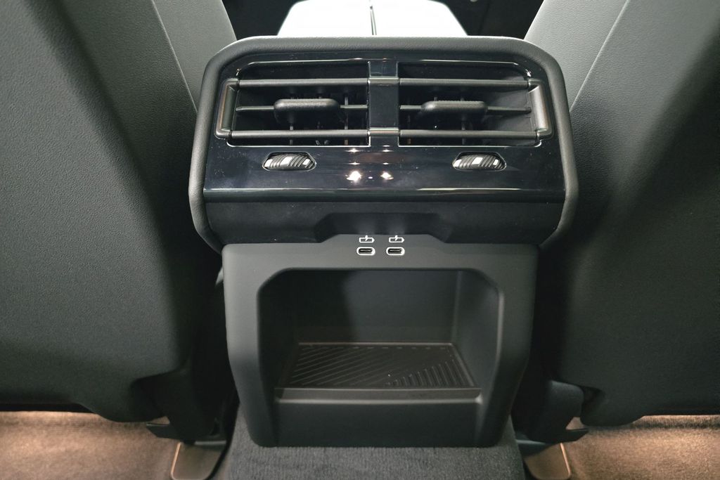 2026 BMW 5 Series 530i - Photo 26