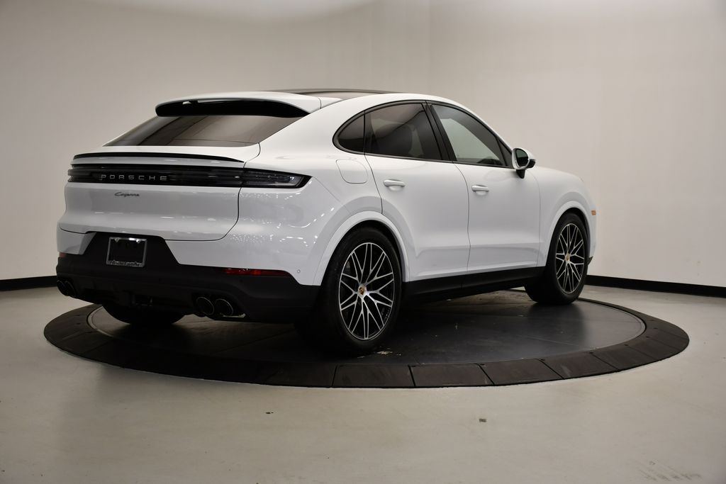 Thumbnail: 2025 Porsche  - 7