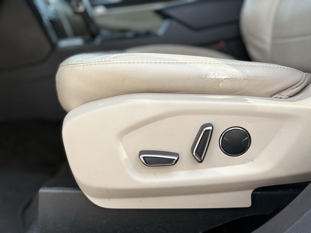 2018 Ford Explorer Limited White at Cook Ford