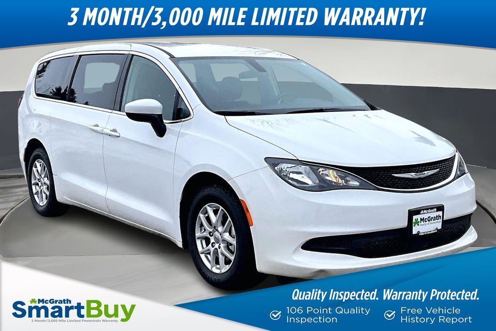 2021 Chrysler Voyager LX FWD