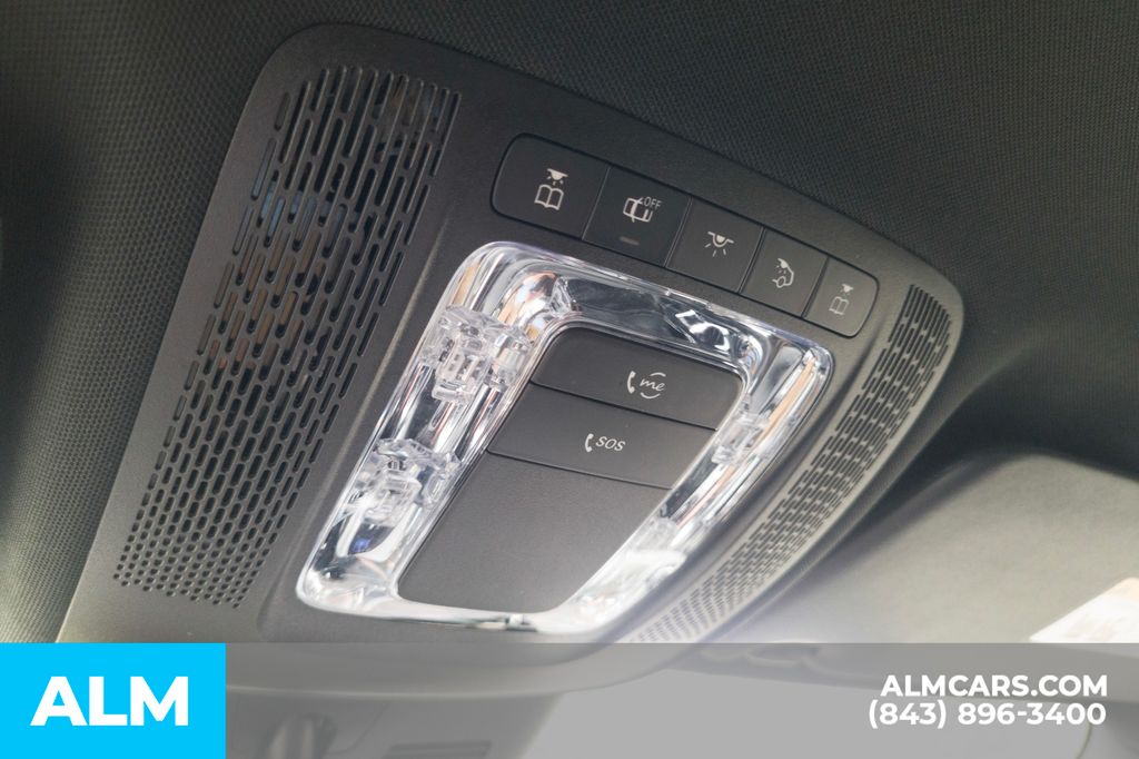 Used 2025 White Mercedes-Benz GLA 250 image 36