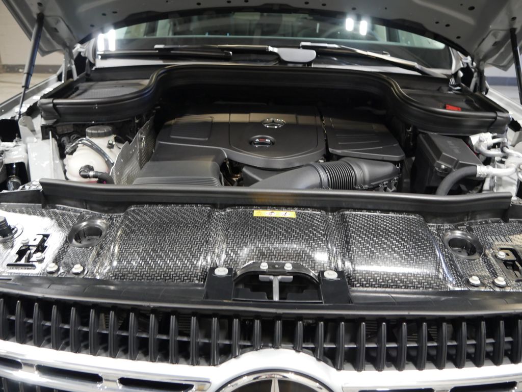 Thumbnail: 2026 Mercedes-Benz GLE - 10