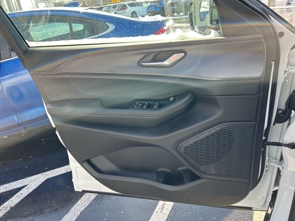 2025 Jeep Grand Cherokee Altitude - Photo 17