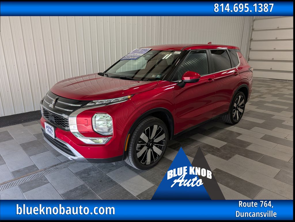 Red Diamond 2025 Mitsubishi Outlander SUV / Crossover Front-Wheel Drive Continuously Variable Transmission