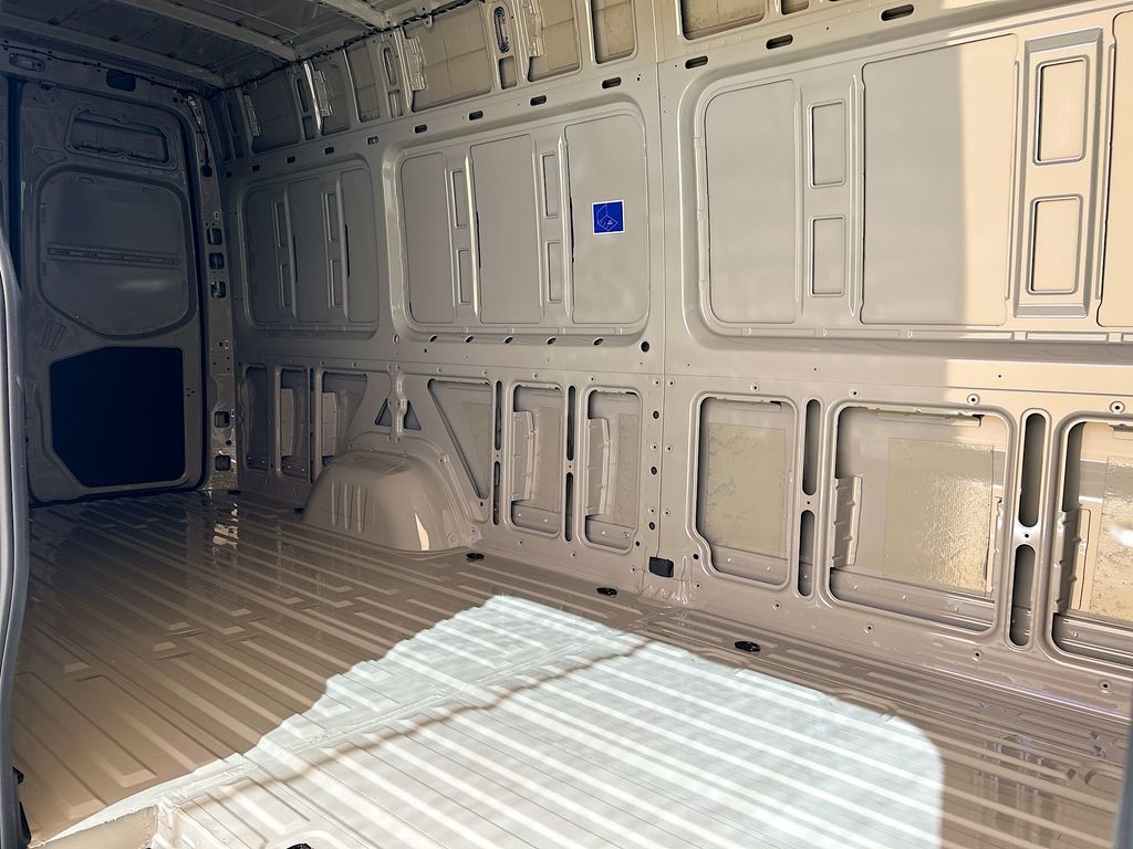 Thumbnail: 2026 Mercedes-Benz Sprinter - 21